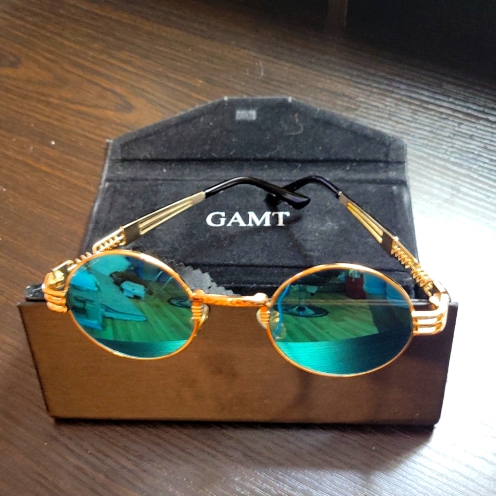 Melo shades GAMT blue Mirror Sunglasses with case and cleaning cloth
